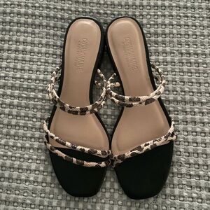 Cushionaire Slides NWOT